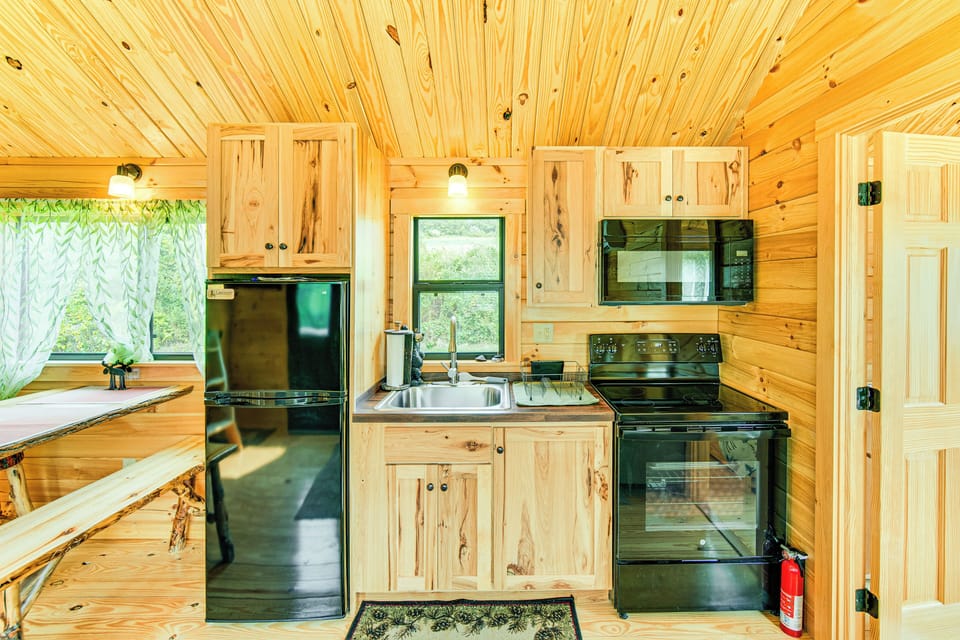 House (2 Bedrooms) | Interior