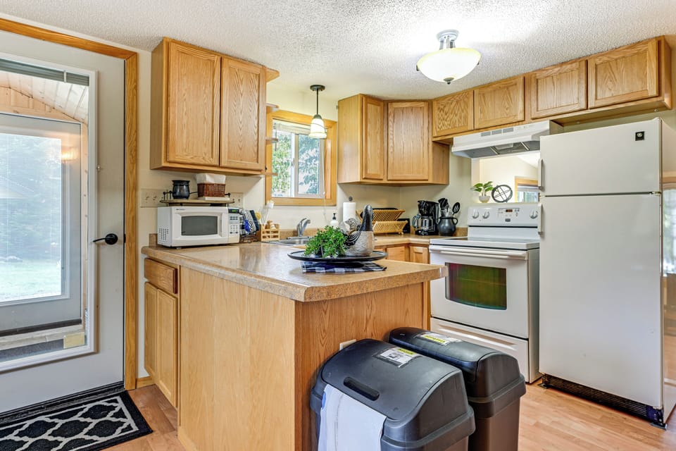 House (2 Bedrooms) | Interior