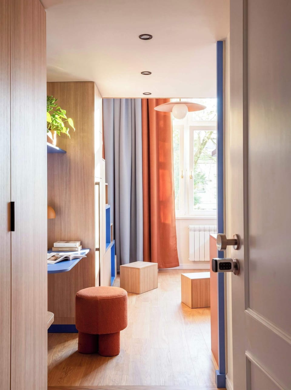 Entrance to the apartment