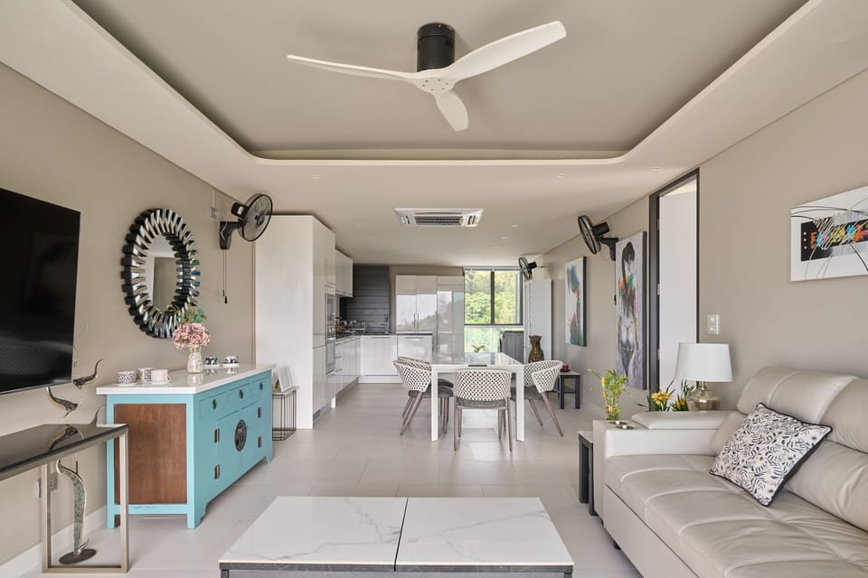 Living room, Tv, dining room with full kitchen, king size leather sofa bed 