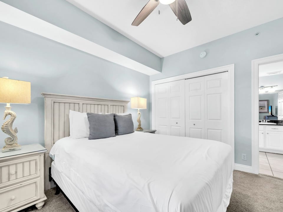 Guest bedroom