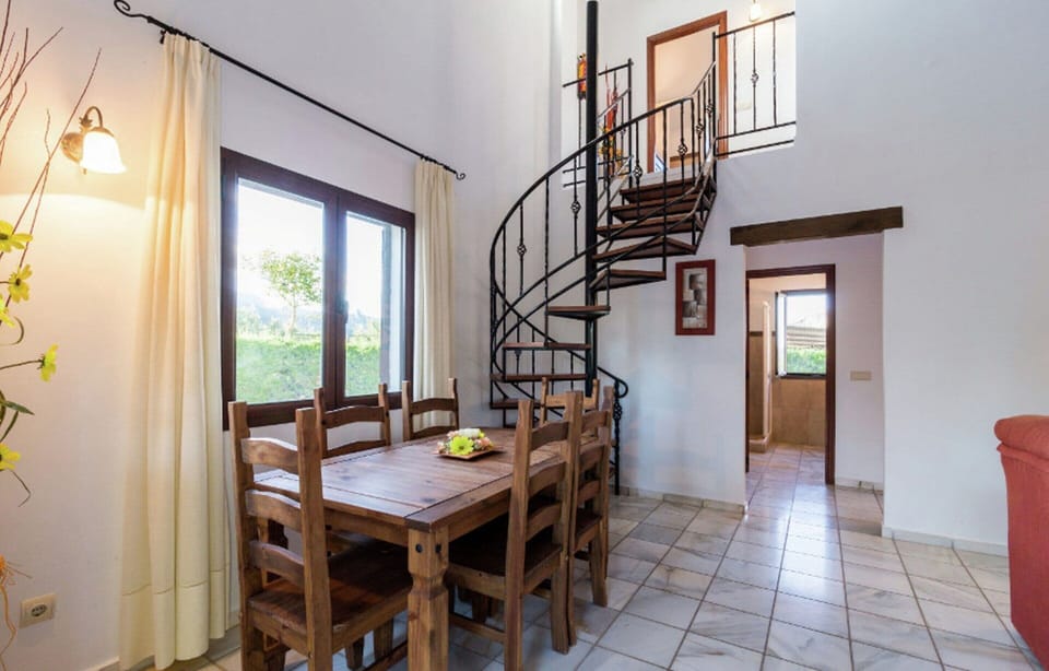 House | Dining
