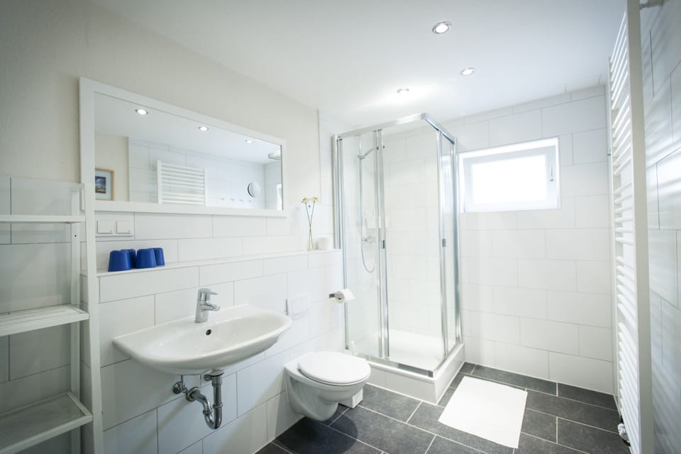 Apartment, 2 Bedrooms, Private Bathroom | Bathroom | Hair dryer, towels, soap, shampoo