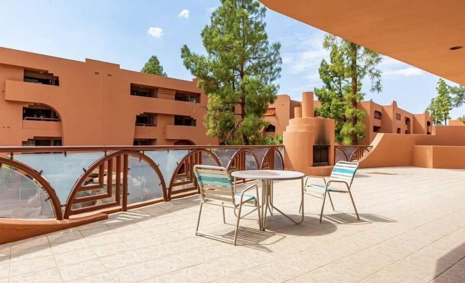 Fitness room balcony