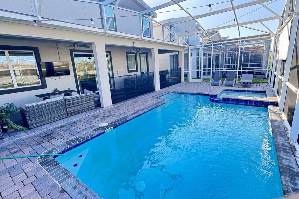 Backyard with Pool & SPA, Dinning Table, Sofa, Grill, 55" TV and Screen Projector for Night Movies