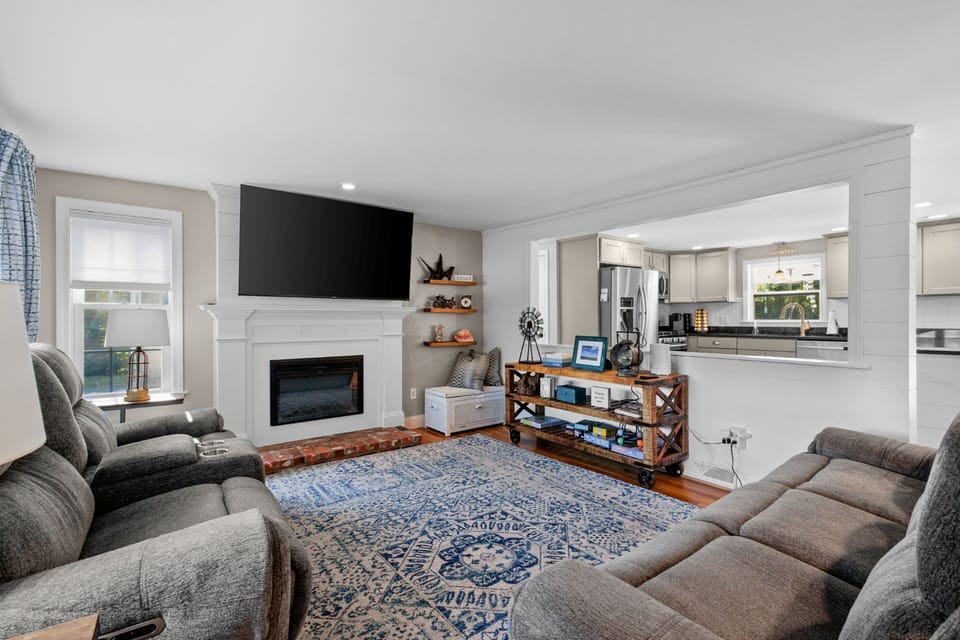 Living room with ample seating