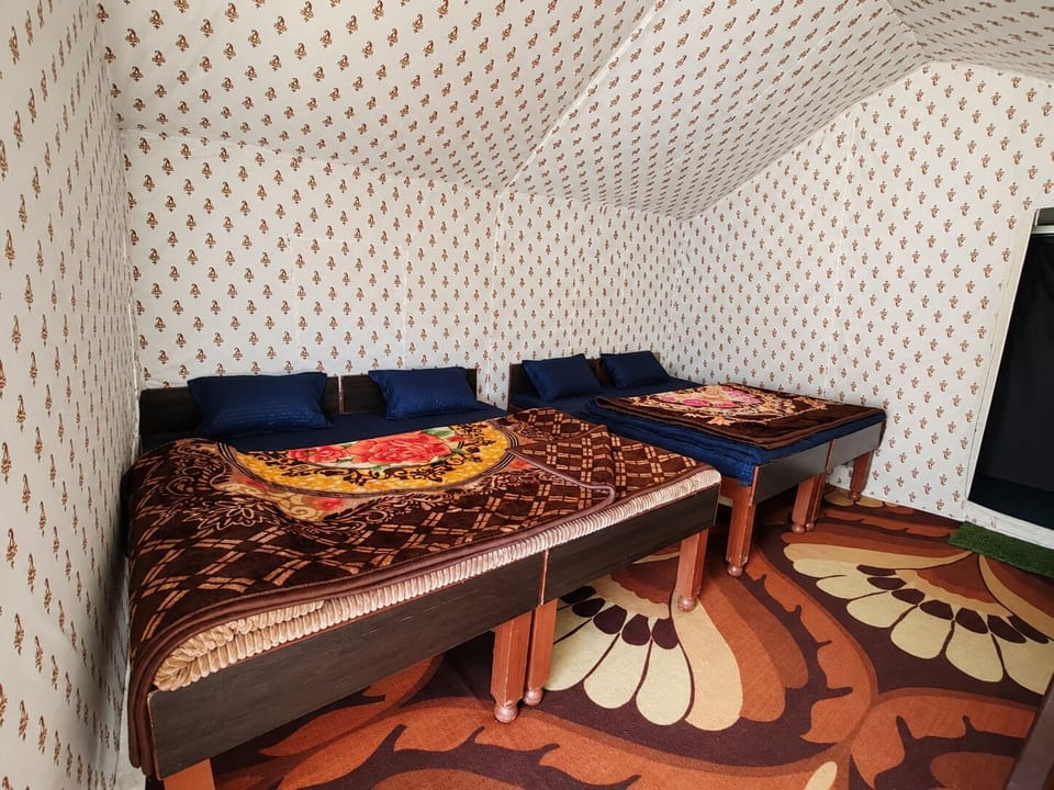Comfort Tent, Mountain View | In-room safe, desk, free WiFi