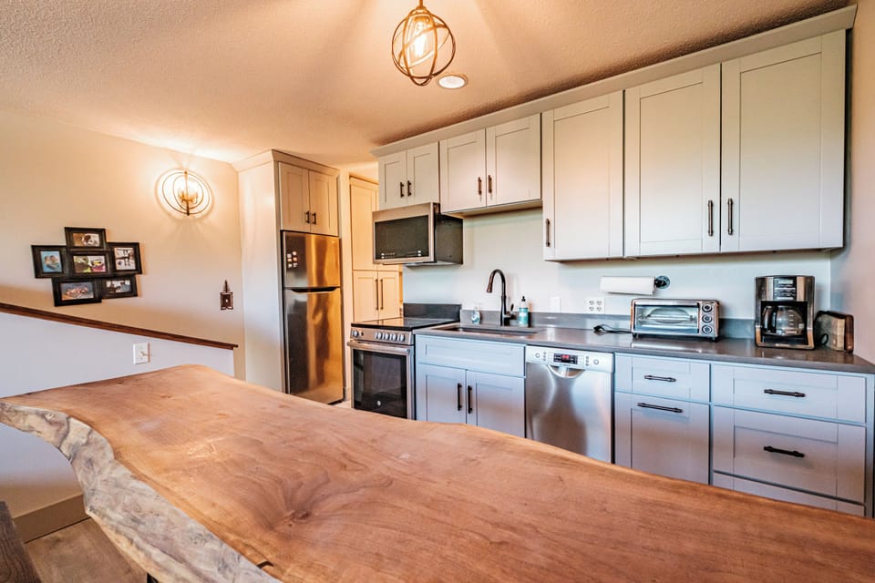 Kitchen/dining
