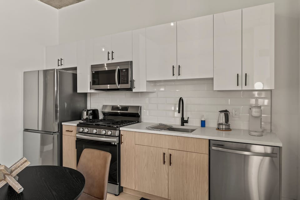 Full Kitchen