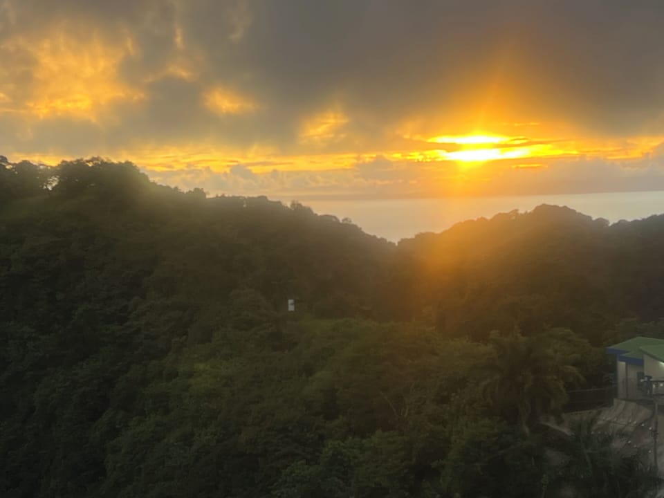 Sunset View in the afternoon from the Terrace.
