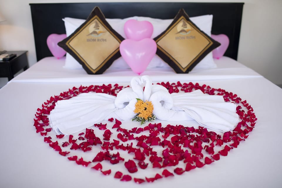 Deluxe Double Room | Minibar, desk, WiFi (free)