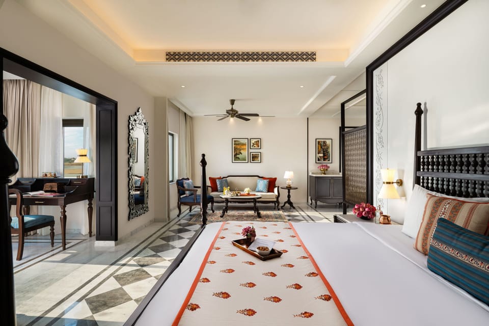Suite (SeleQtions with Ganges View) | Soundproofing
