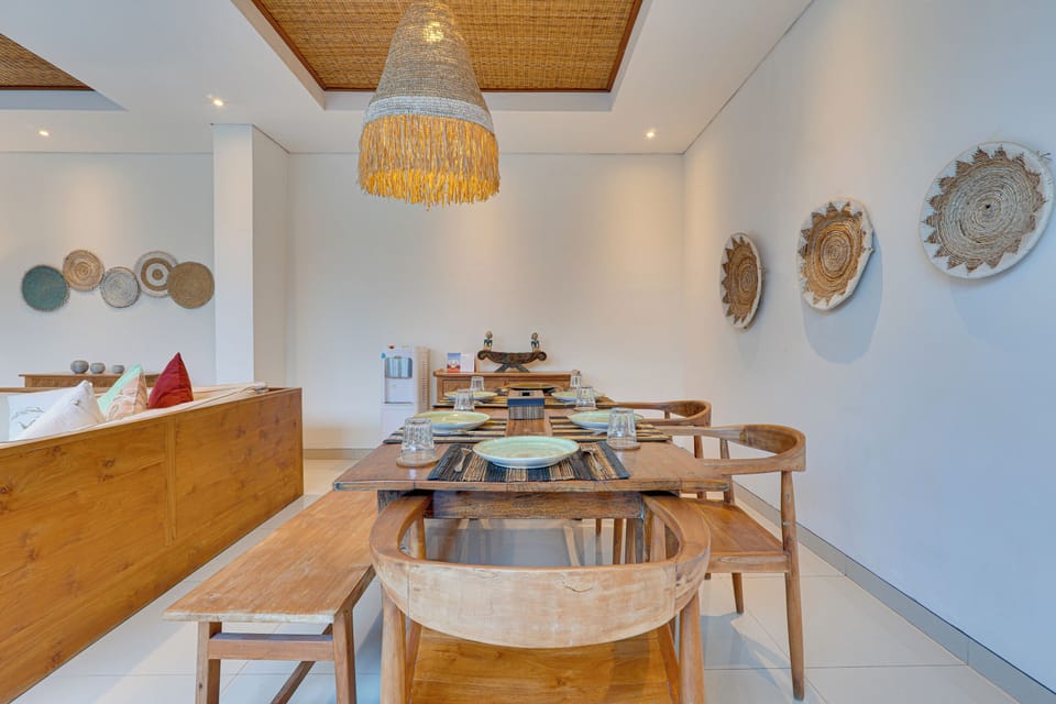 Villa, Pool View | Dining room