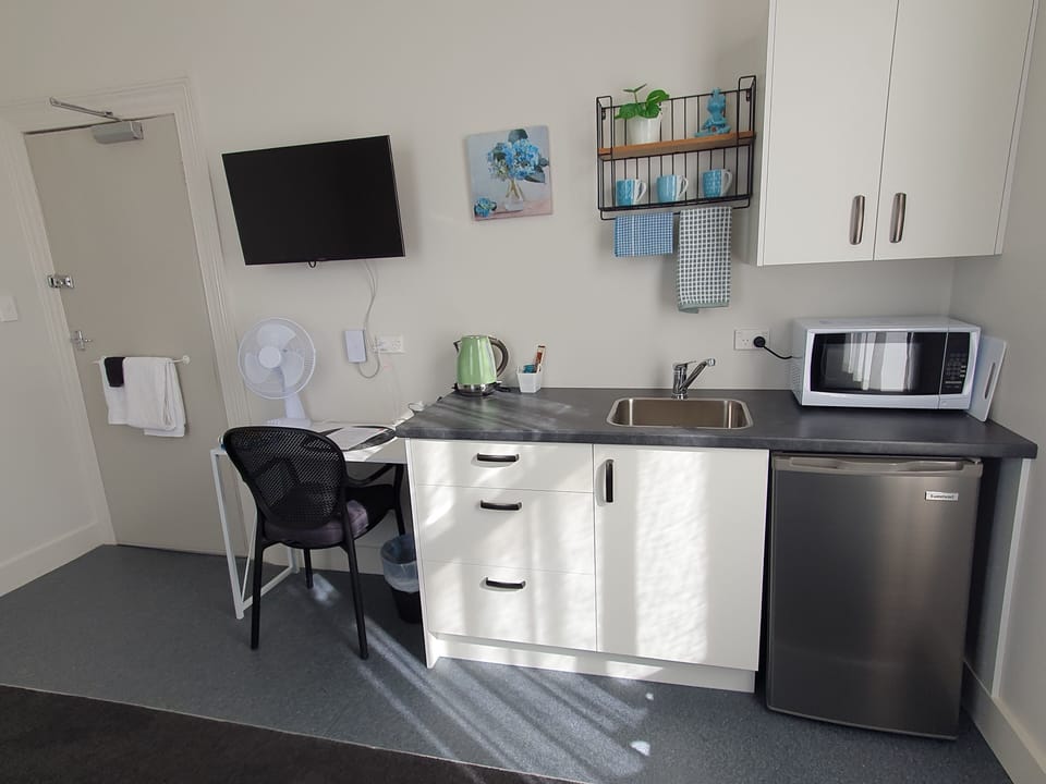 Superior Single Room, Garden View | Free WiFi, bed sheets