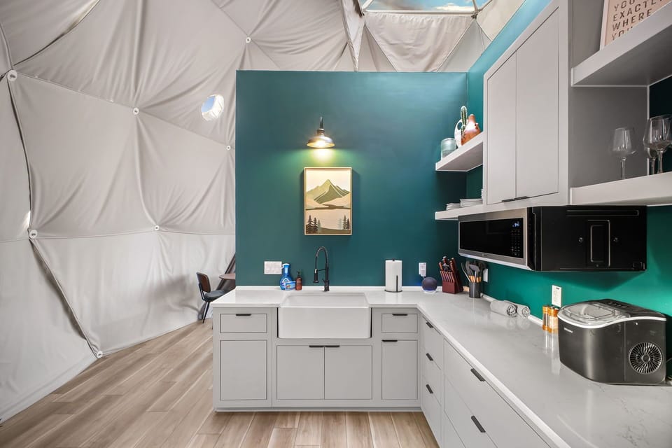 From morning coffee to home-cooked dinners, this kitchen has everything you need for a stress-free stay.