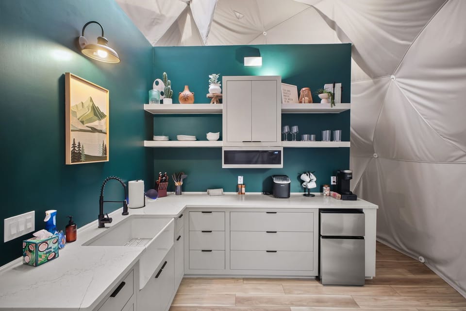 From morning coffee to home-cooked dinners, this kitchen has everything you need for a stress-free stay.