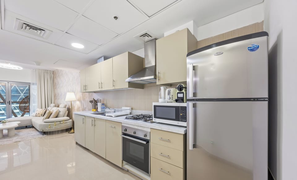 Standard Apartment, City View | Private kitchen