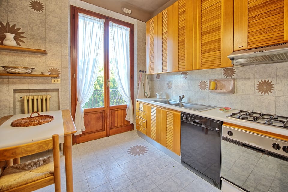 Villa, 6 Bedrooms (Villa Lauretana) | Private kitchen | Full-size fridge, microwave, oven, dishwasher
