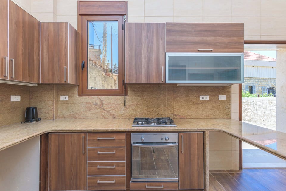 House, 3 Bedrooms, Private Pool, Mountain View | Private kitchen | Espresso maker, coffee/tea maker, full-size fridge, microwave