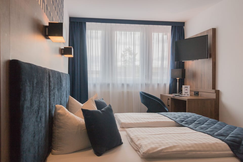 Standard Double Room | Desk, blackout drapes, soundproofing, free WiFi