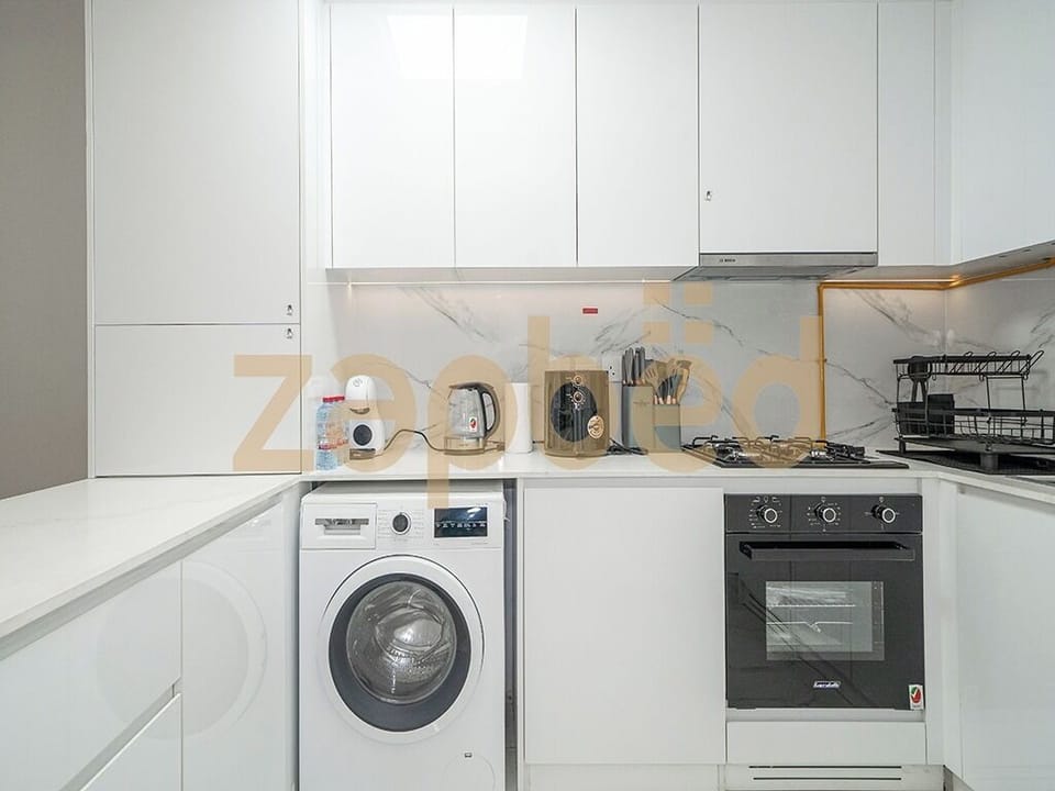 Apartment, Balcony, City View | Private kitchen