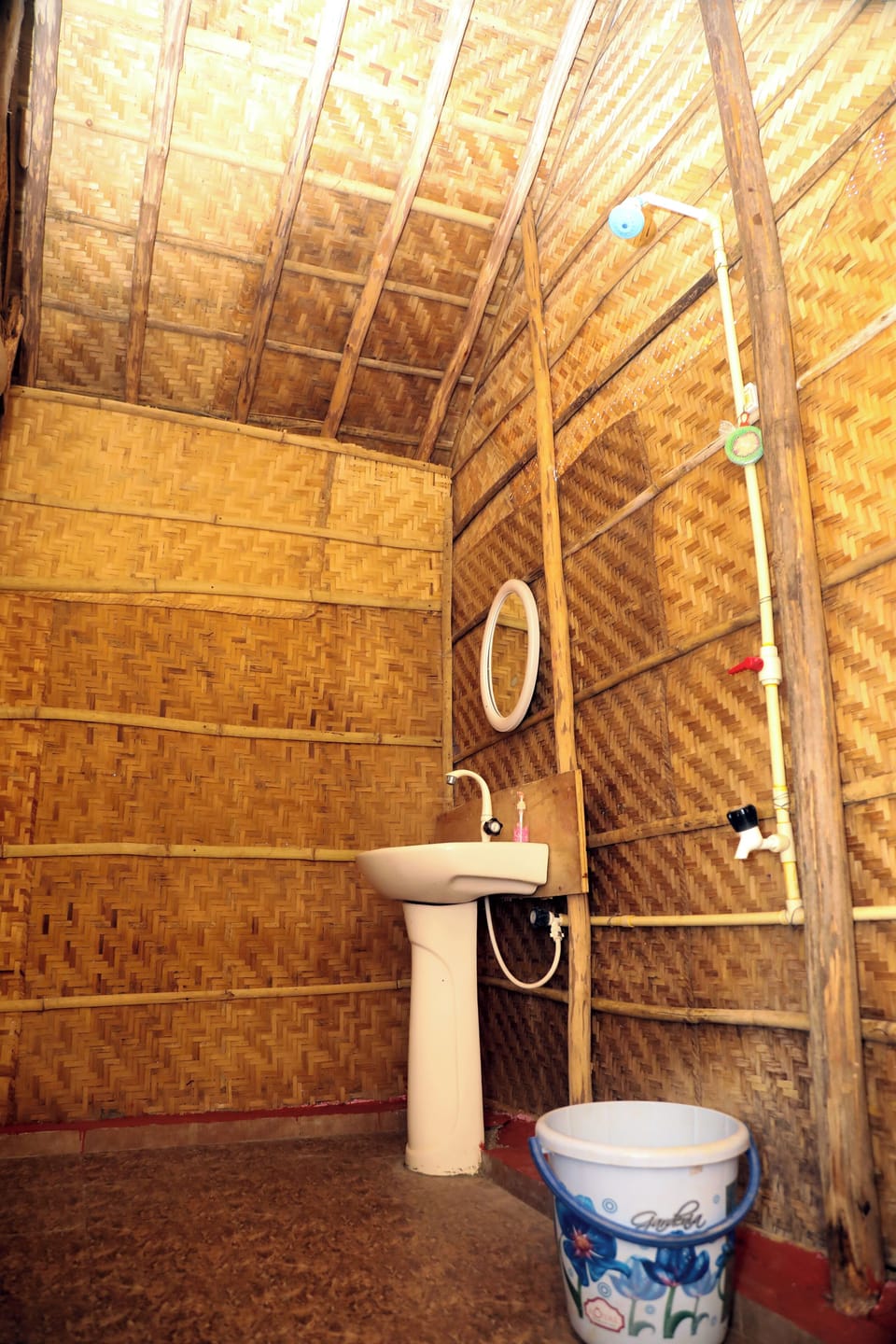 Comfort Double Room, Garden View | Bathroom | Shower, towels, soap, shampoo