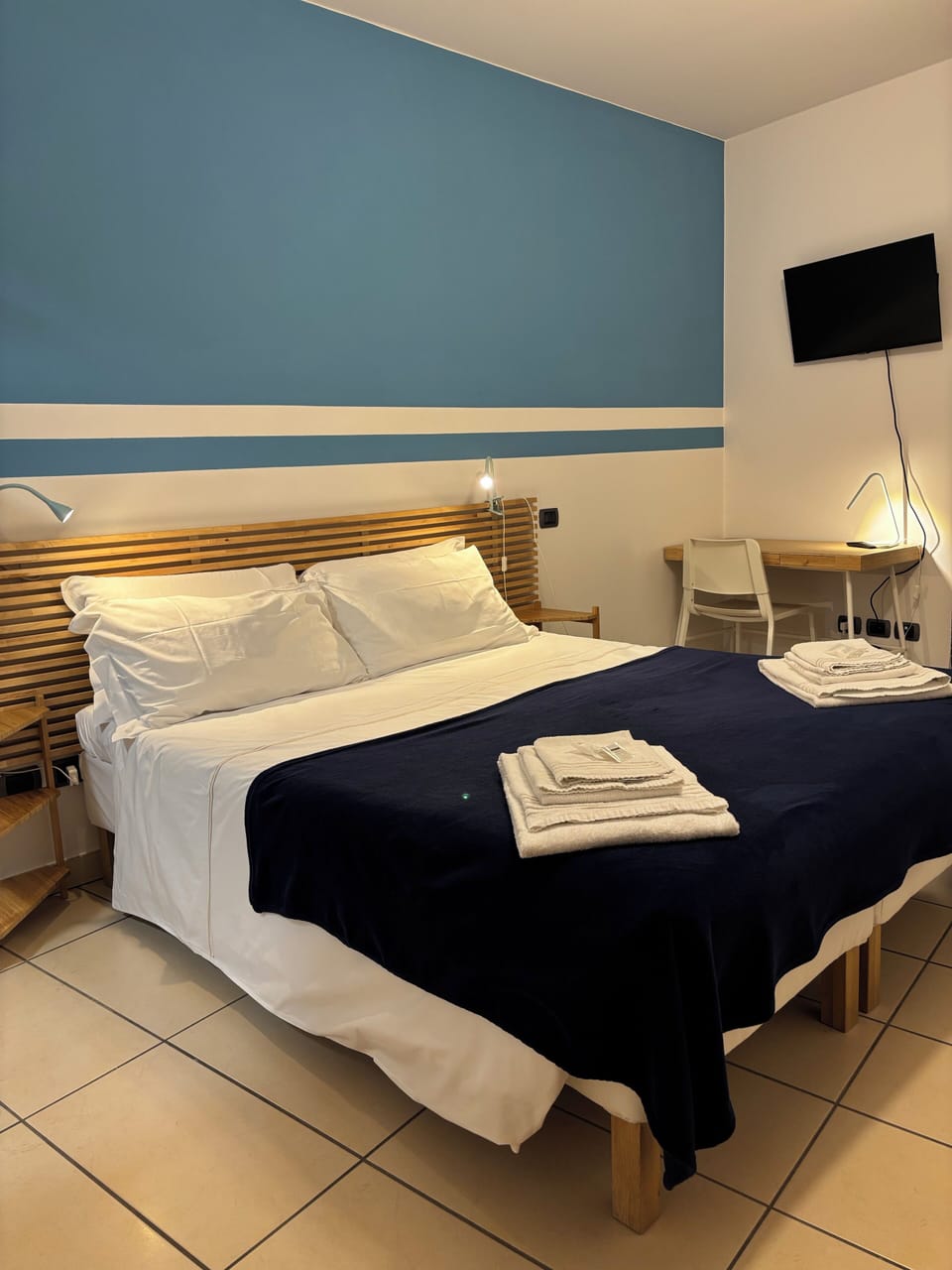 Basic Triple Room, City View | Free WiFi