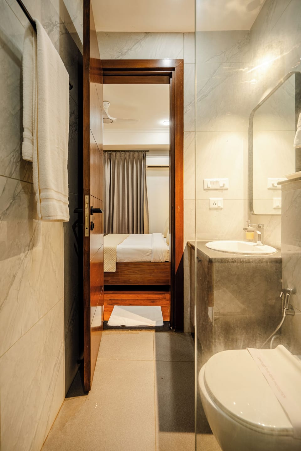 Shower, free toiletries, slippers, bidet