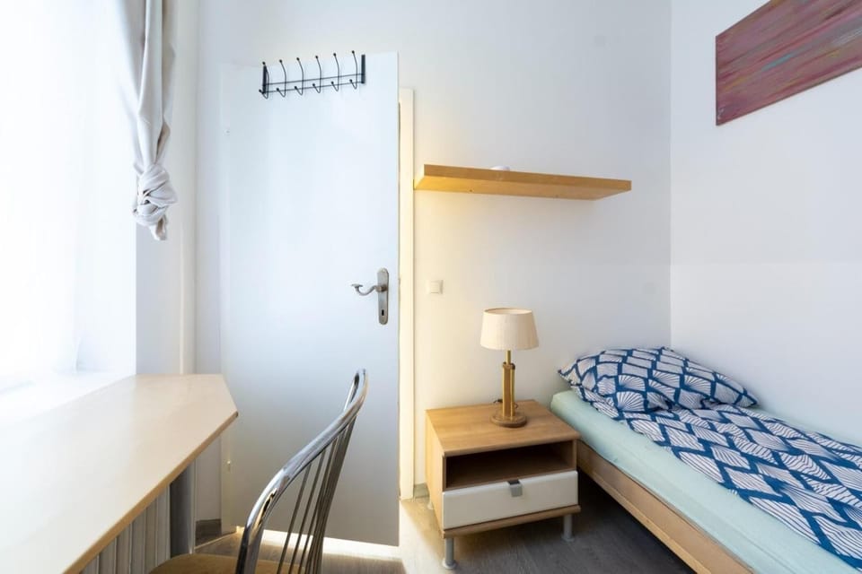 Single Room | In-room safe, desk, blackout drapes, free WiFi