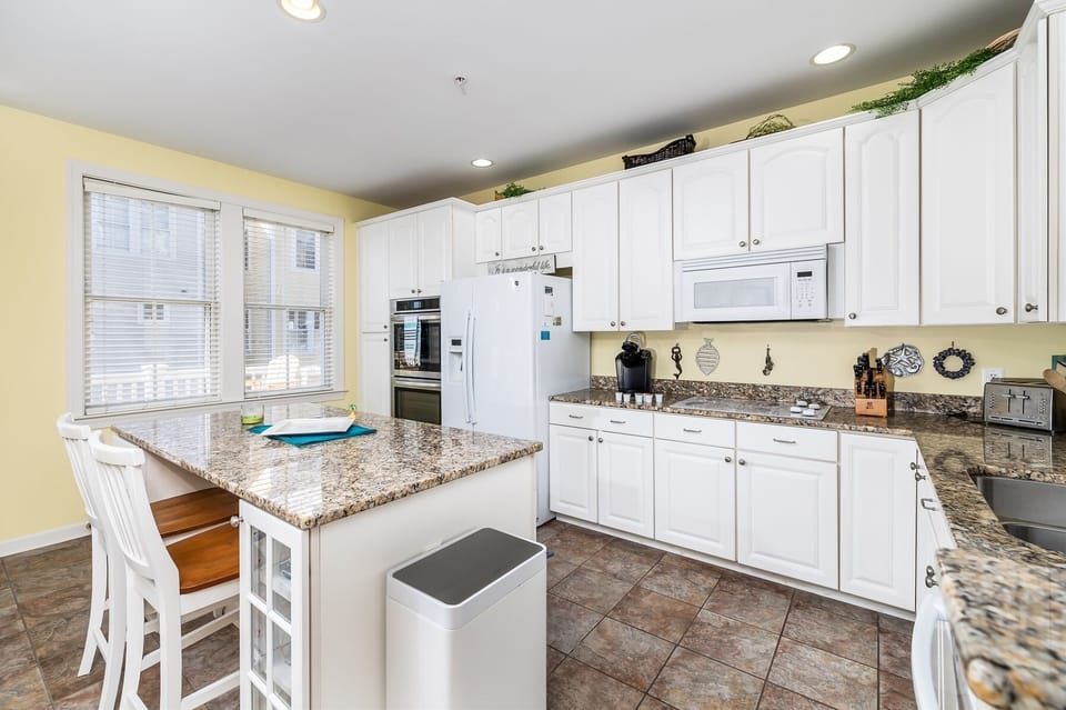 Sunset Island 43 Sunset Island Drive Kitchen Area