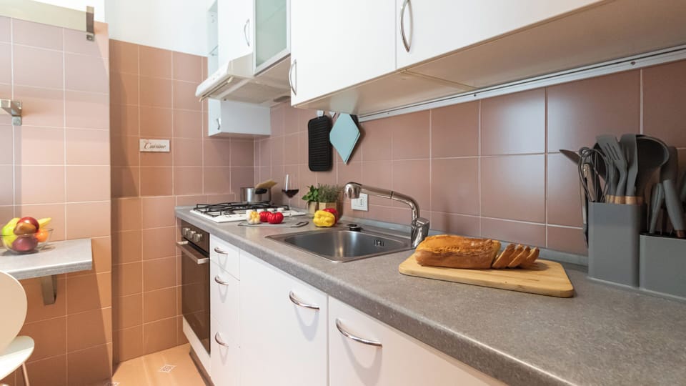 Apartment (1 Bedroom) | Interior