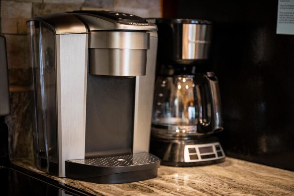 Start your day right with a fresh cup in hand while the cabin slowly wakes up around you. Mornings here are quiet, peaceful, and meant to be savored.
