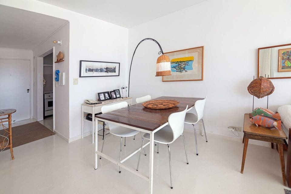 Comfort Apartment, City View | Dining