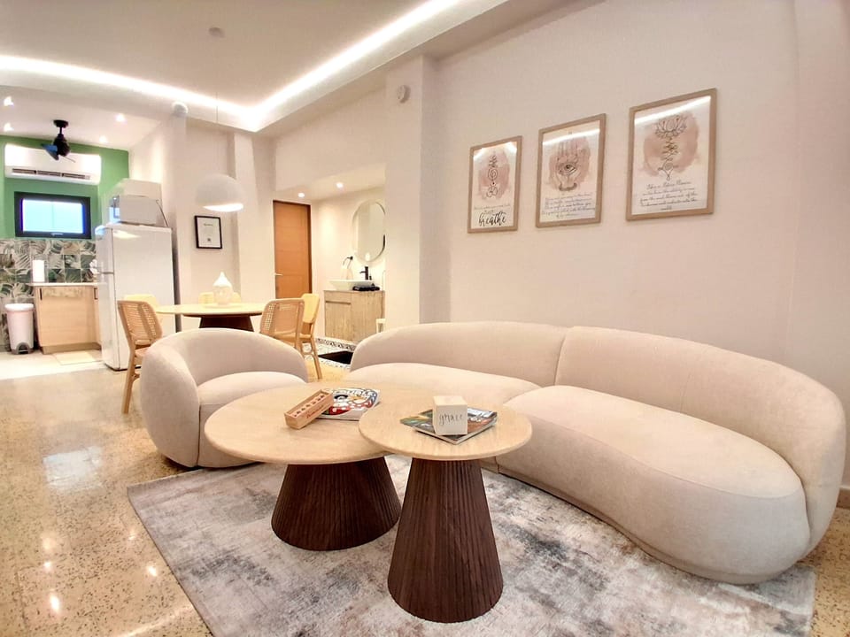 Apt 2 Casa Veda Living room