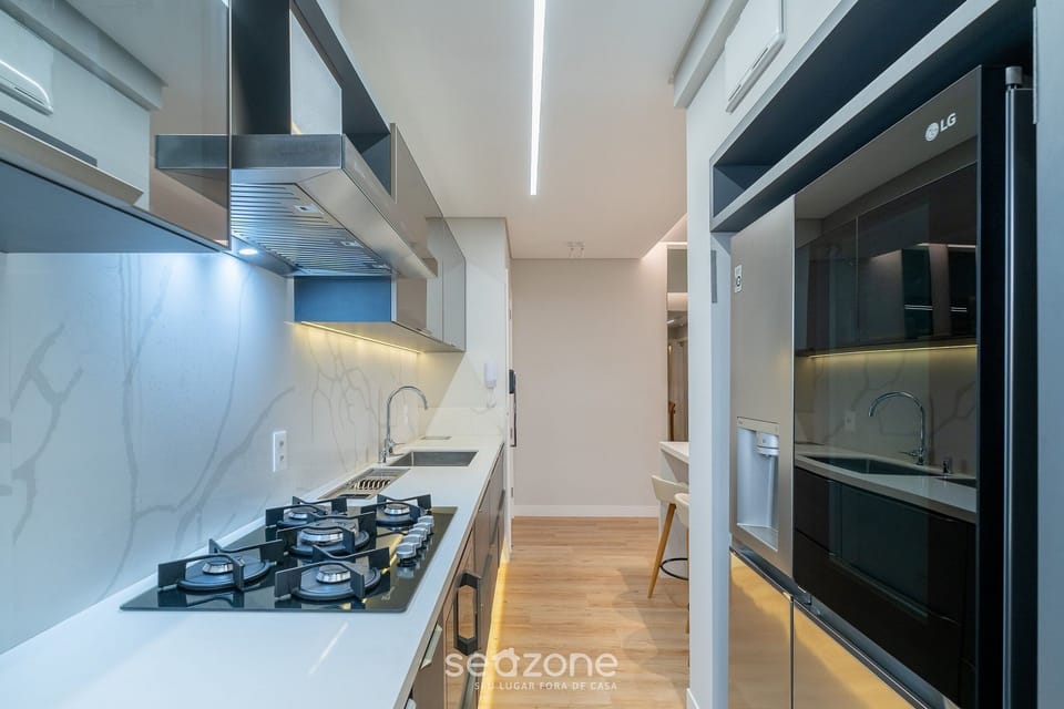 Basic Apartment | Private kitchen | Cookware/dishes/utensils