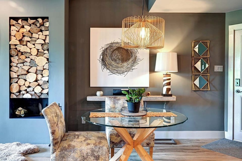 Design Condo, Patio, Mountain View | In-room dining