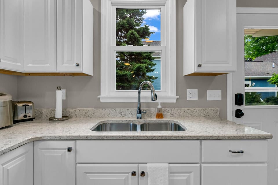 Crisp and clean double sink setup