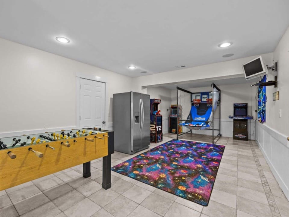 Studio (Multiple Bedrooms) | Property amenity