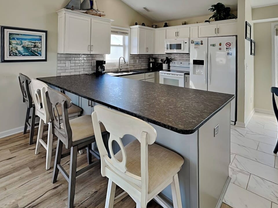 Studio (4 Bedrooms) | Property amenity