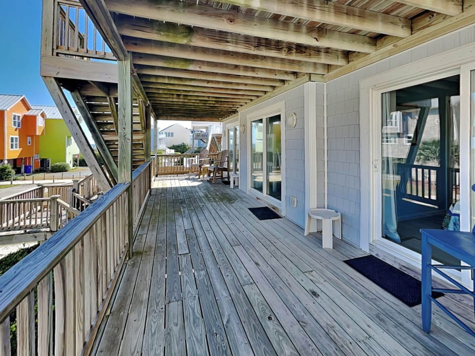 Studio (4 Bedrooms) | Property amenity