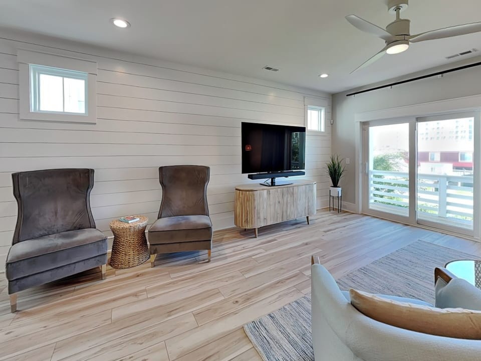 Studio (3 Bedrooms) | Property amenity