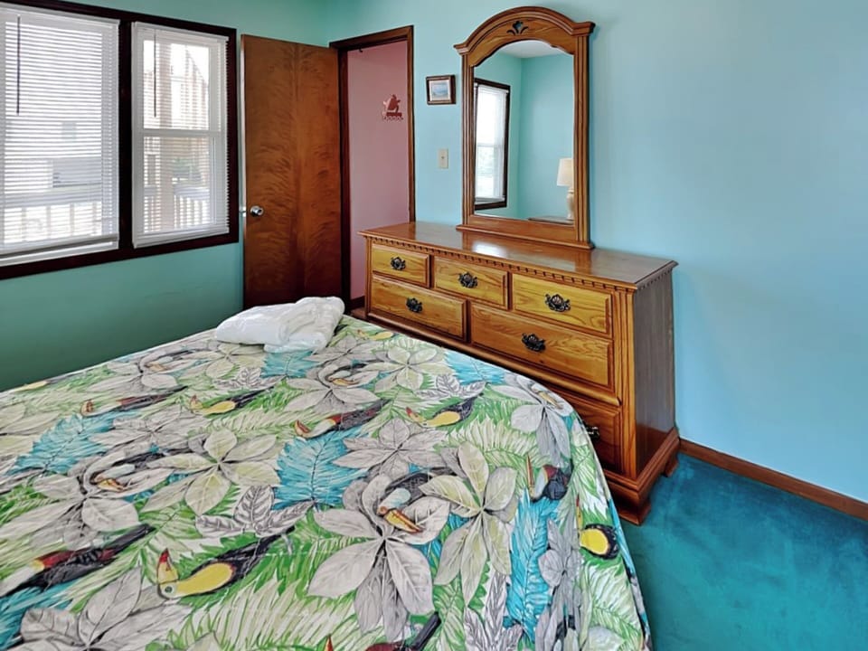Studio (4 Bedrooms) | Property amenity
