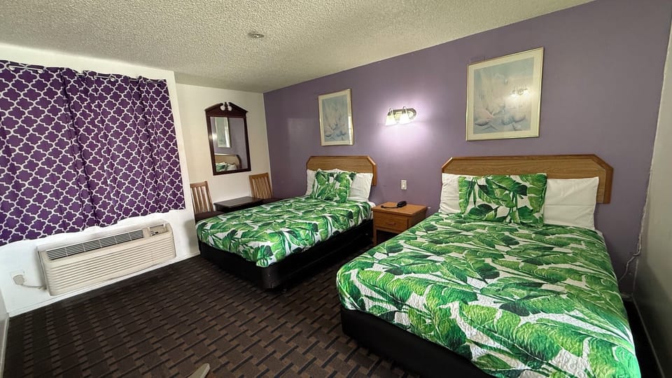 Standard Room, 2 Double Beds, Non Smoking, Private Bathroom (Upstairs) | WiFi (free), bed sheets