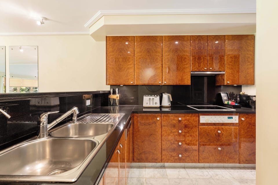 110 Kitchen