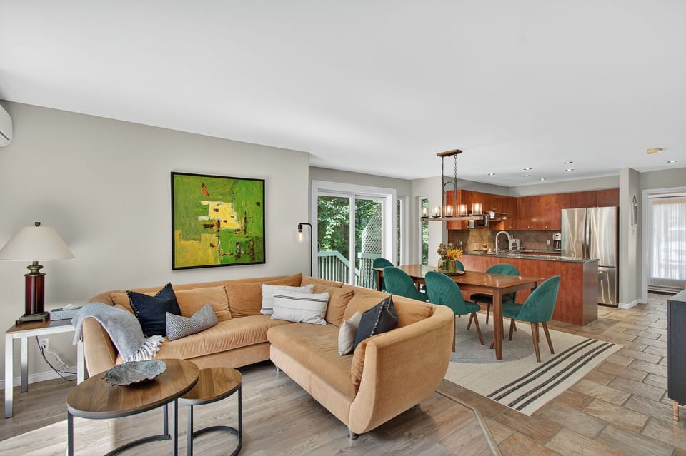 Comfort Condo, Golf View | Living area