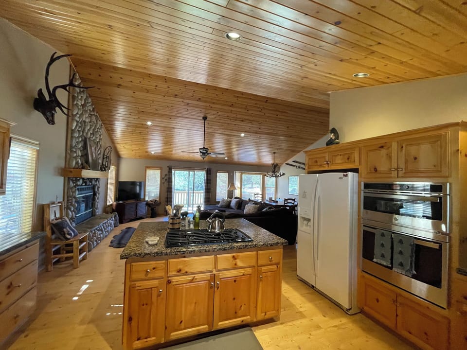 Kitchen- new microwave/oven combo