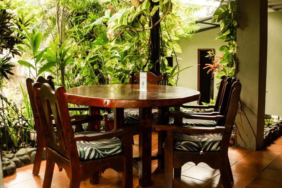 Garden Dining Area