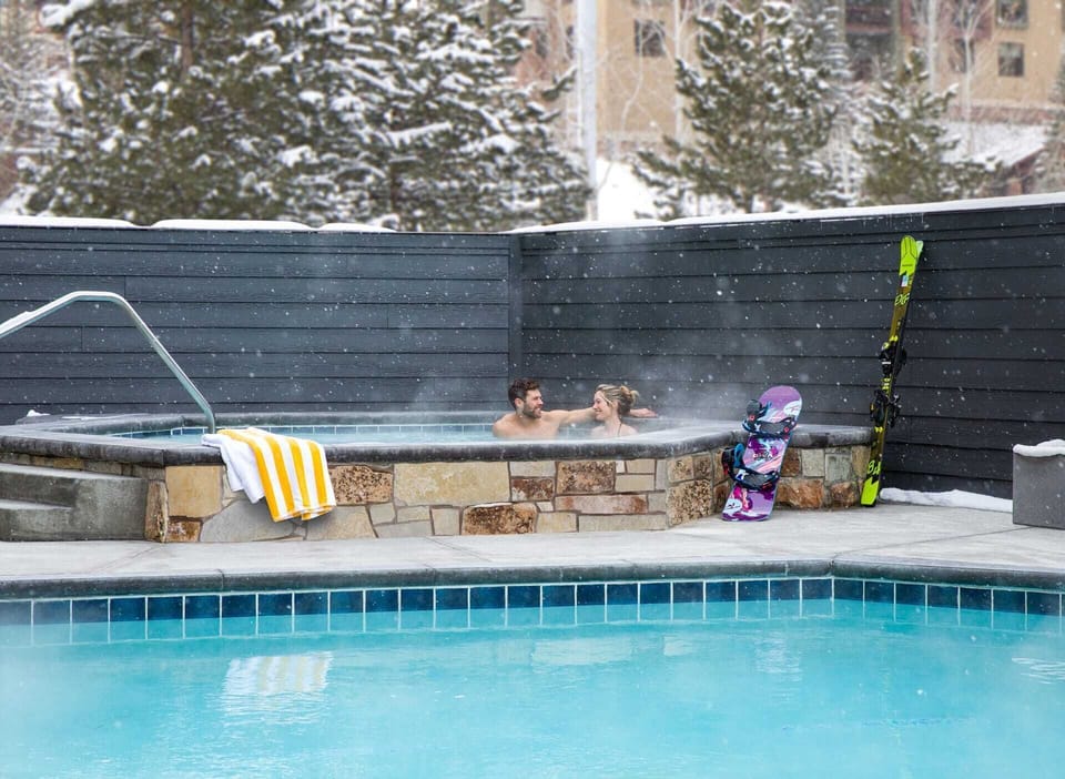 Canyon Haus communal hot tub and heated pool
