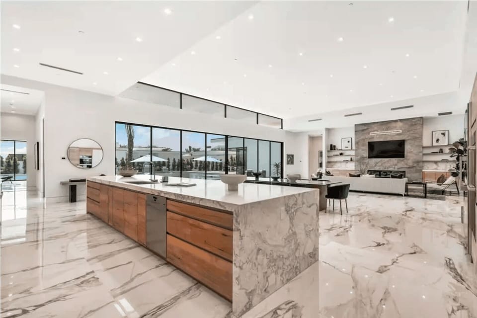 House (Multiple Bedrooms) | Interior