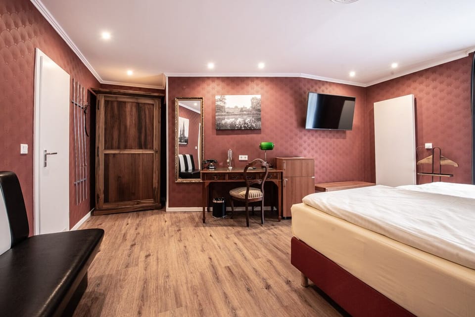 Minibar, in-room safe, desk, blackout drapes